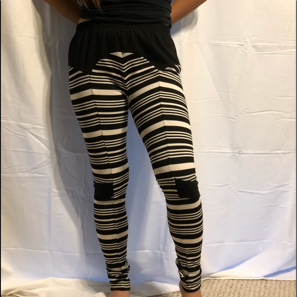 Hyden Yoo leggings M